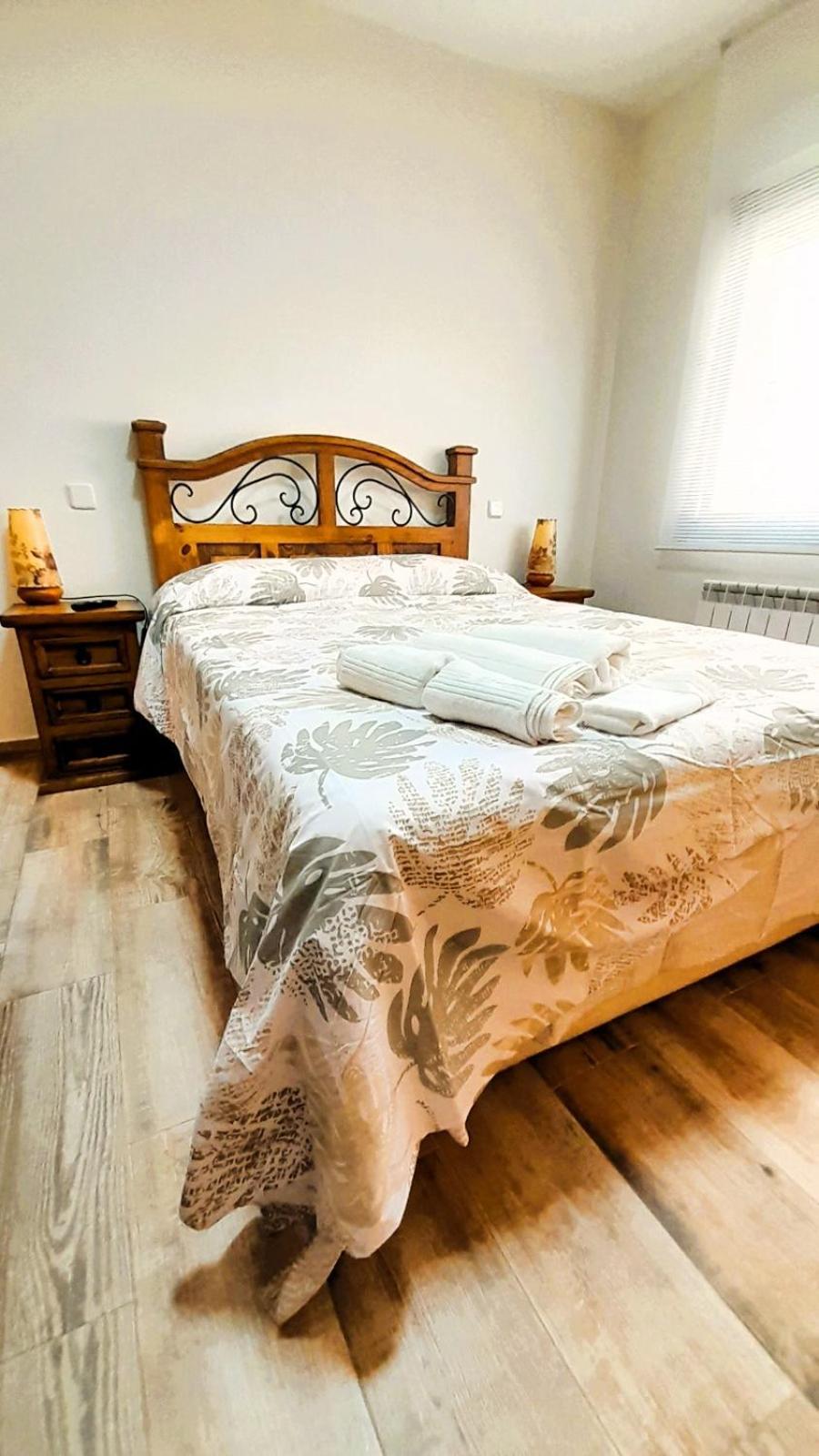 La Casona Appartement Serranillos Buitenkant foto