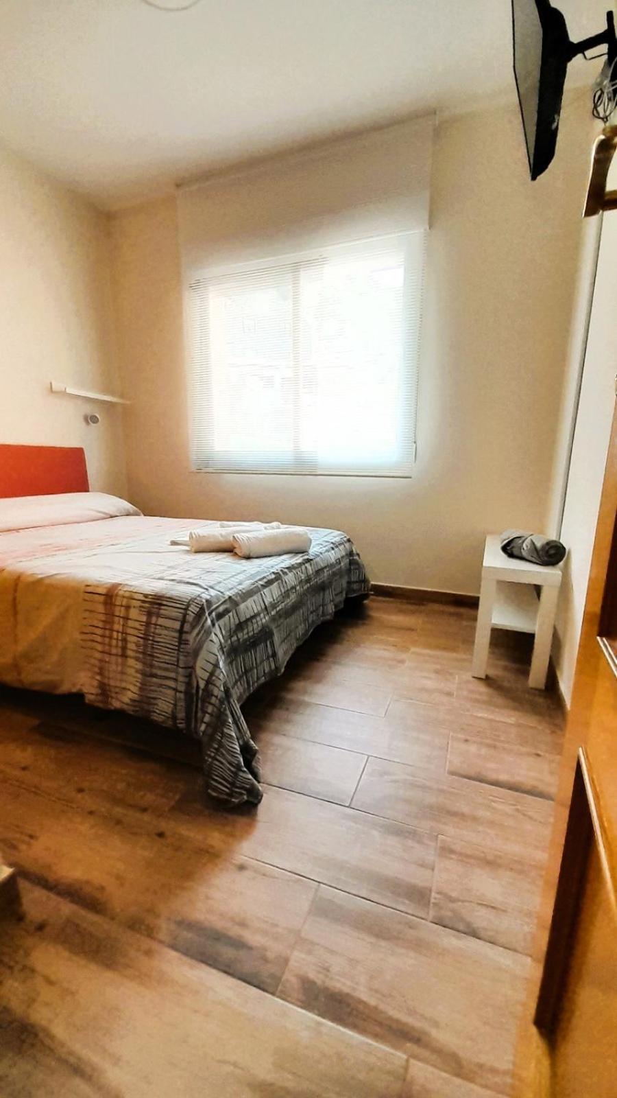 La Casona Appartement Serranillos Buitenkant foto
