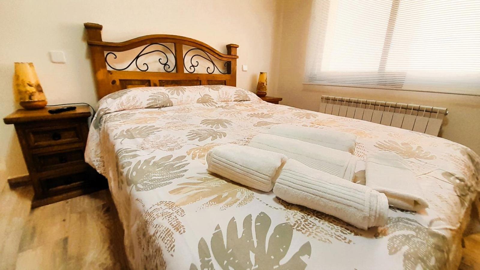 La Casona Appartement Serranillos Buitenkant foto