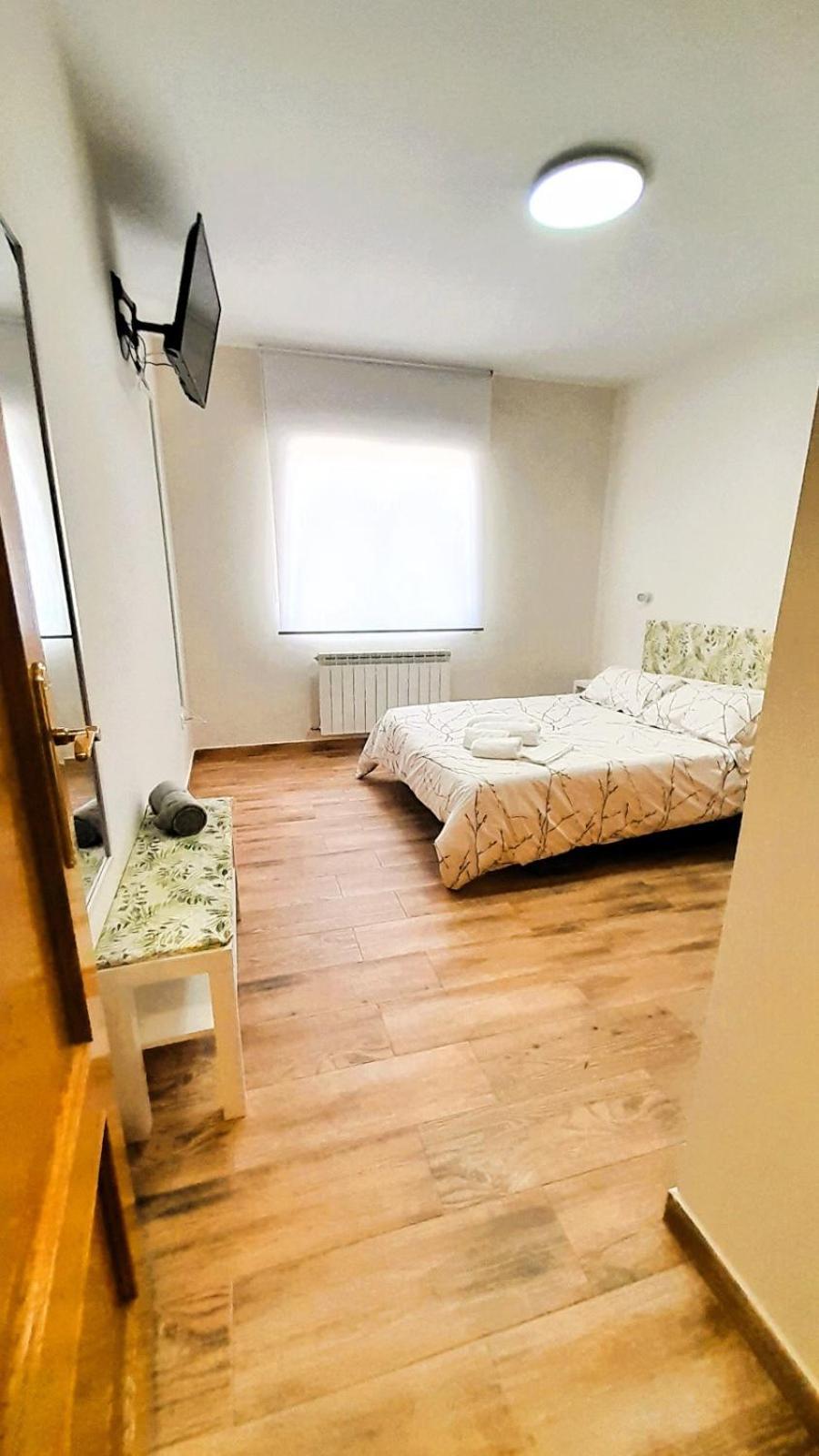 La Casona Appartement Serranillos Buitenkant foto