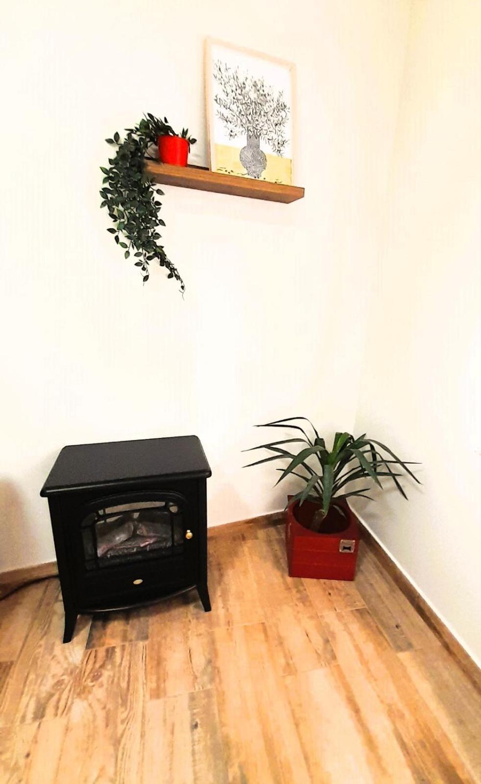 La Casona Appartement Serranillos Buitenkant foto