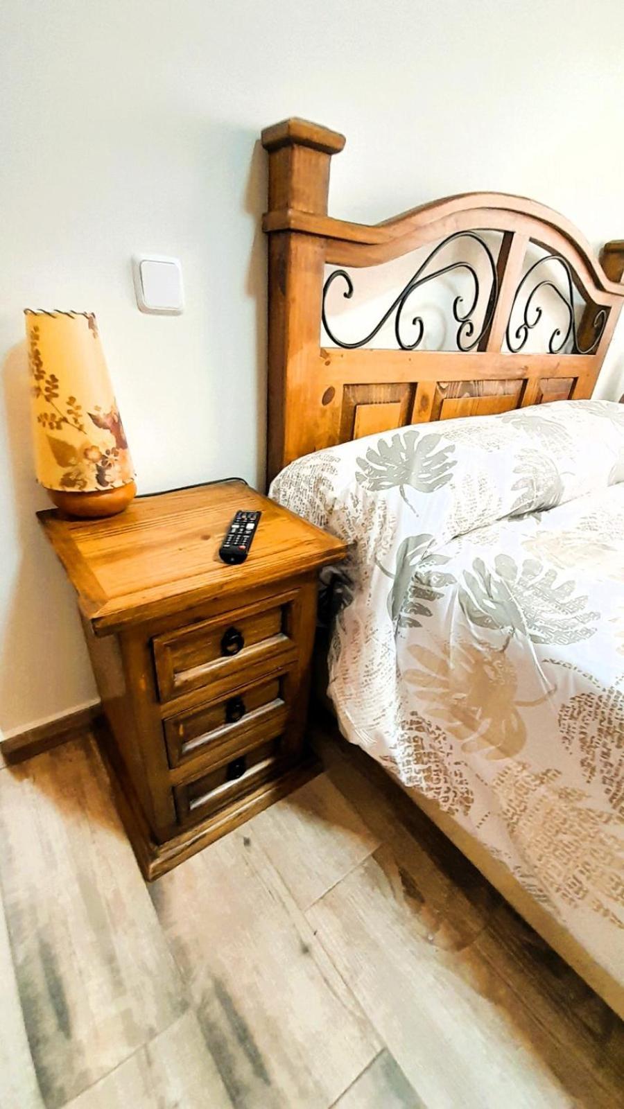 La Casona Appartement Serranillos Buitenkant foto