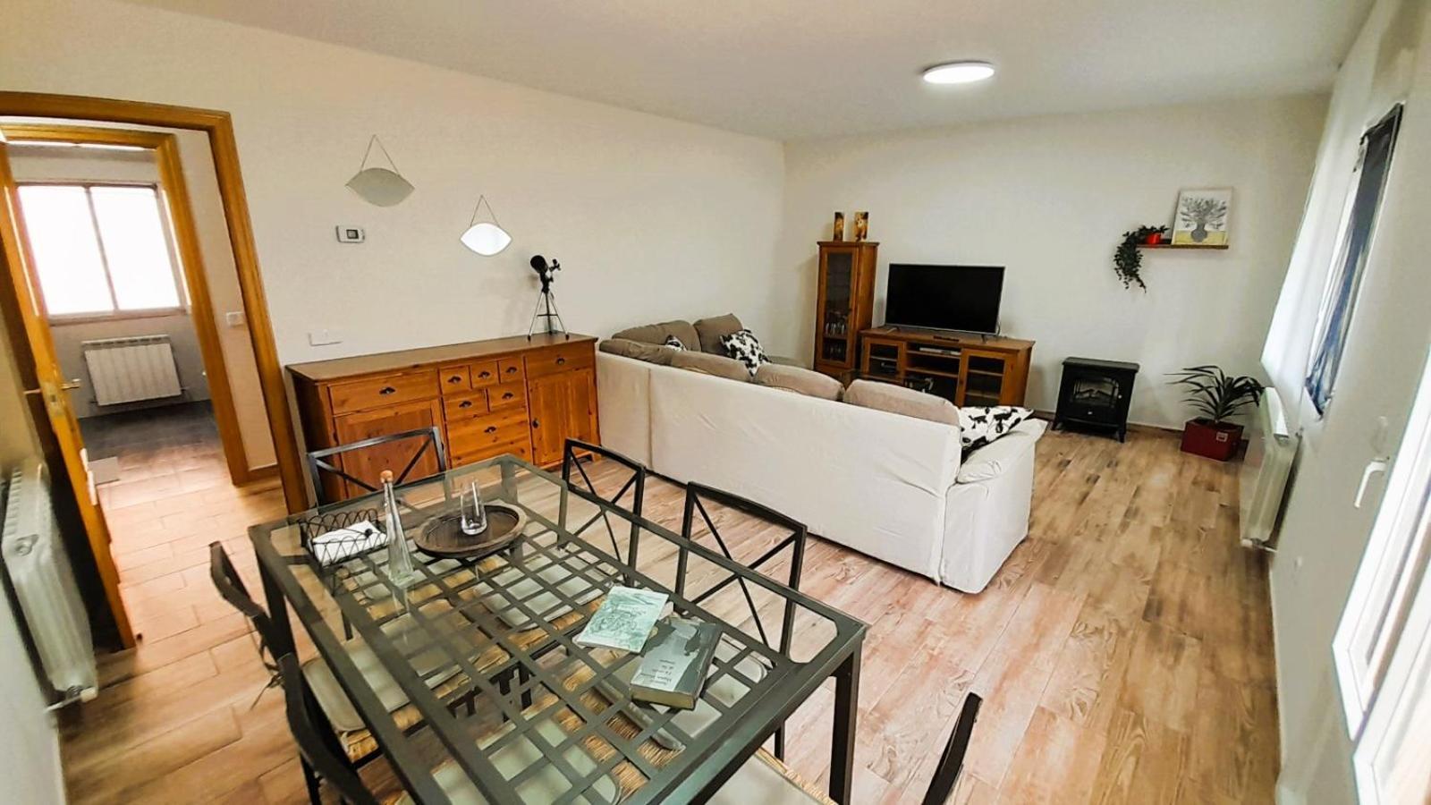 La Casona Appartement Serranillos Buitenkant foto